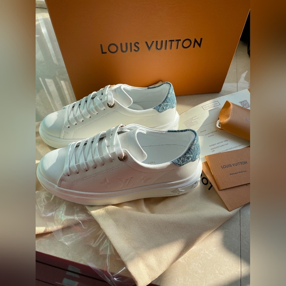 Louis Vuitton Time Out Sneaker - Picture 3 of 12